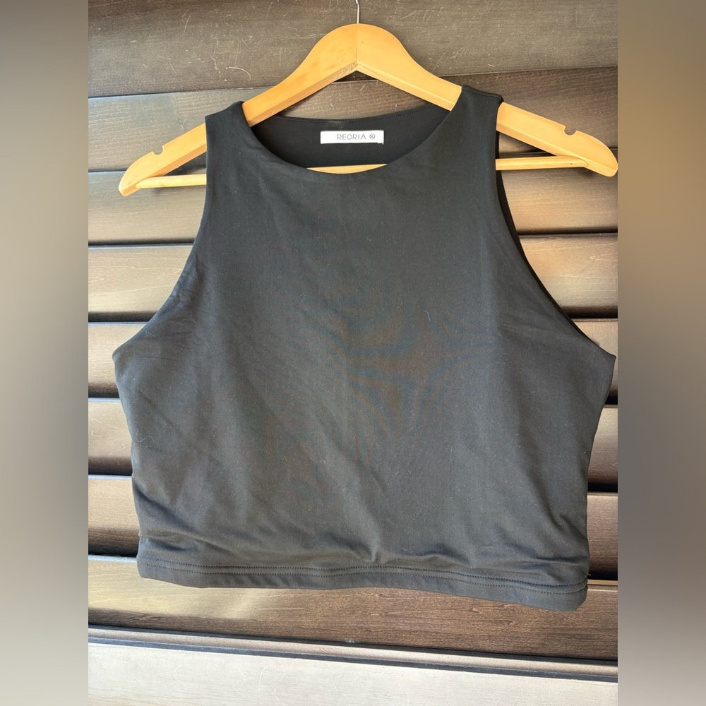 Reoria XL Crew Neck Black Cropped Double Lined Tank Top